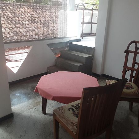 Pahalage Guesthouse ベールワラ エクステリア 写真